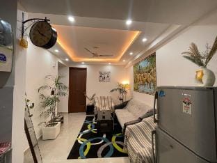 ꯍꯥꯌꯨꯝ(Haayum)ll 10 mins from metro and city walk. Vacation rental in New Delhi
