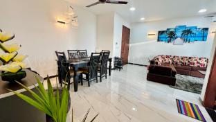 Majo Ocean King Three Bed Apartment (03 BHK) Apartment in Colombo