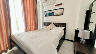 Majo Ocean King Three Bed Apartment (03 BHK) Apartment in Colombo