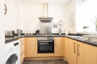 Contractor-Friendly | Secure Parking & Fast Wi-Fi Vacation rental in Coventry