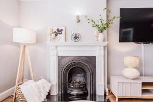 Free Parking | Quick Access to M6 & City Centre Vacation rental in Coventry