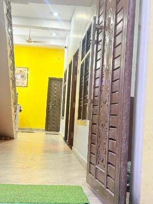 Aagya Home Stay Apartment in Uttar Pradesh