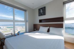 Chuỗi căn hộ Từ 1 đến 8 phòng ngủ tại Hạ Long Apartment in Vietnam