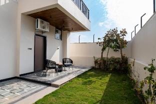 Godan 1 suite by ELIVAAS Vacation rental in Rajasthan
