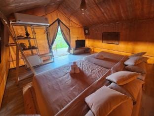 Maison Du Lac The Safari pavilion by the Lake Luxury tent in Thailand