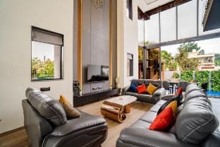 Aaramghar Stays - 5BR De La Loire w/ Heated Pool(Extra) Vacation rental in Lonavla
