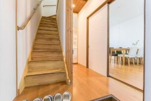 4mins to Namba  2floors 2tatami rooms 2toilets  Vacation rental in Osaka