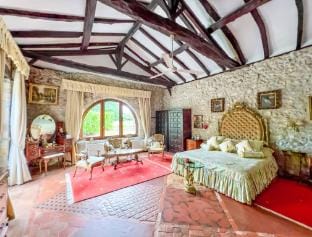 Stunning 18th Century Country House Vacation rental in Nouvelle-Aquitaine