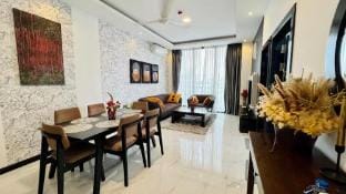 Beachfront Colombo 03 Bed Apartment Apartment in Colombo