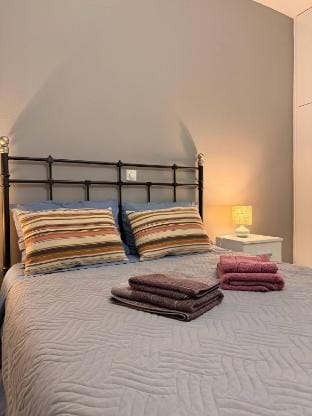 Windsor Place - three bedroom apartment Apartment in Vouliagmeni