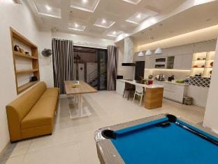 Villa NamPhuong 6 phòng ngủ, nearby Marina beach Apartment in Vietnam