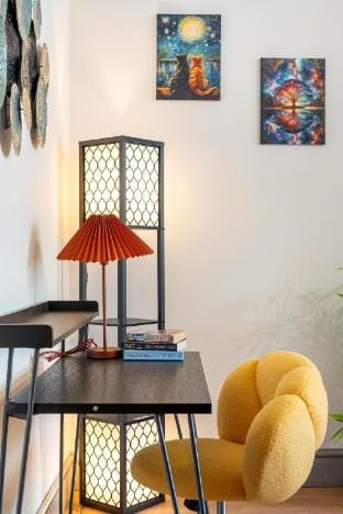 Stylish 2 BR Flat near Brick Lane, London Sleeps 4 (F1 159 BGR) Apartment in London Borough of Hackney