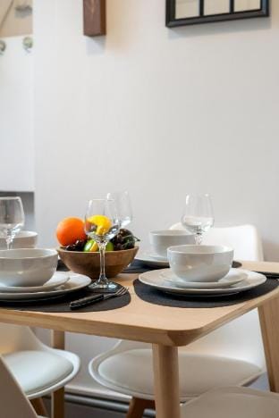 Stylish 2 BR Flat near Brick Lane, London Sleeps 4 (F1 159 BGR) Apartment in London Borough of Hackney