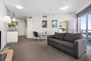Brisbane City Retreat with Private Balcony Hotel in Brisbane City
