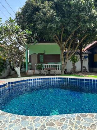 The Oreo Resort Bed and Breakfast in Pattaya City