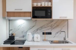 Wink9 Central Patong city+ Beach /sleep 8 Vacation rental in Patong