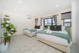 Private House walk to Patong Beach+Bar Vacation rental in Patong