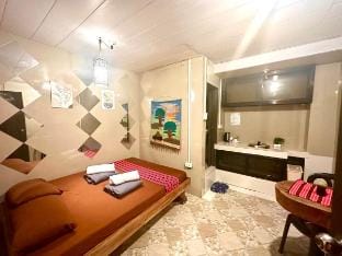 Baguio Pinewoods Room 14 | wi-fi, Parking, 3-4pax Vacation rental in Baguio