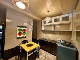 Baguio Forest Suites 9l Wi-fi, Parking, 4-6pax Vacation rental in Baguio