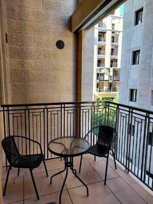 1 BR Apartment in Jerusalem Estates with Safe Room/Mamad Vacation rental in Jerusalem
