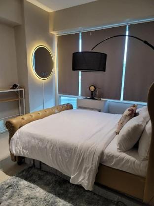 Stylish 1.5BR w/ Eastwood Mall Access Apartment in Pasig