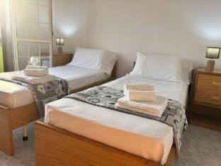 Apartment in a villa with a relaxing pool Apartment in Santa Maria del Focallo