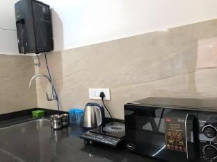 Mountain View | Projector | CoupleFriendly, Family Vacation rental in Pune