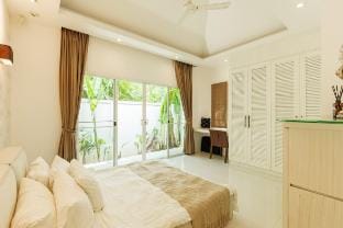 Peaceful Pool Villa 15 mins to the Beach Vacation rental in Thep Krasatti