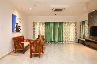 Cindrella Luxuary Beach House Vacation rental in Tamil Nadu