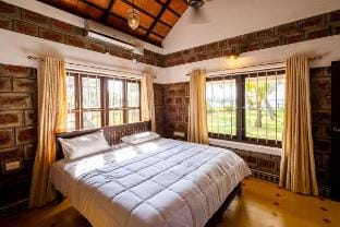 Pet-friendly 2br by the backwaters | Cynefin Vacation rental in Kochi