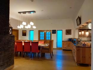 Amala - Abode in the clouds  Villa in Uttarakhand