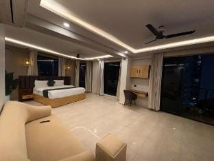 Pratap Living / Penthouse Suite w/ Kitchen Apartment in Lucknow