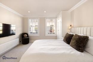 10 Mins Walk to Harrods | Belgravia Mews House Vacation rental in City of Westminster