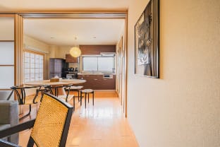Warm Wood Stay Near Hirai Station 8 Min 4-6 People Apartment in Japan