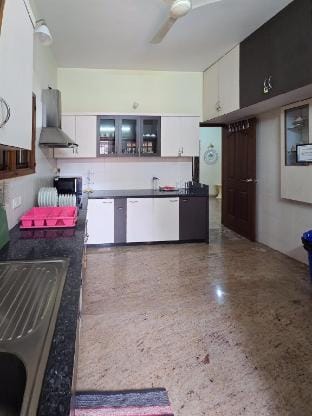 Gorgeous Inn by UrbanEase Properties Vacation rental in Mangaluru
