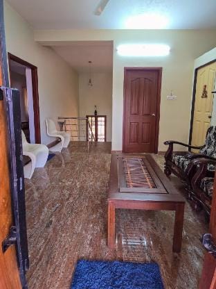 Gorgeous Inn by UrbanEase Properties Vacation rental in Mangaluru