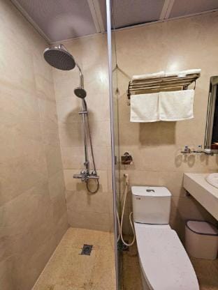 HThome Apartment in Hanoi