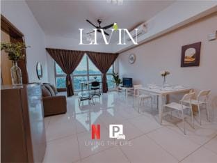 KL Budget Female Stay | Rooftop Infinity Pool - D Apartment in Federal Territory of Kuala Lumpur