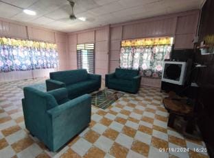 Teratak Nenda FA Vacation rental in Terengganu, Malaysia
