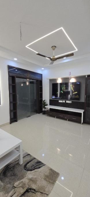 Premium Lake View 3BHK Vacation rental in Hyderabad