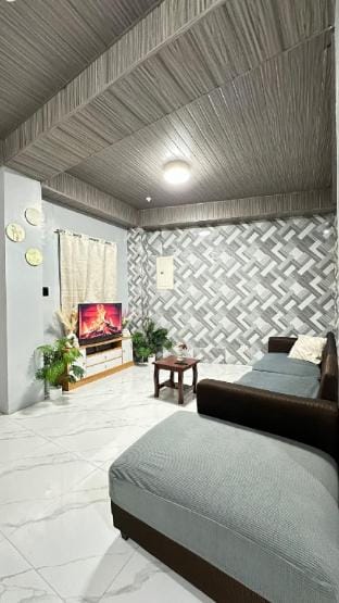 Home Near Town Proper Situated in a Quiet Private Subdivision Vacation rental in Baguio