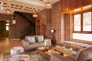 Privy Stays- Story By The River Villa, Karjat Vacation rental in Maharashtra