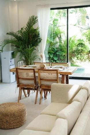 Berawa 2 BR Private Pool Mau Villa Villa in North Kuta