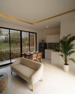 Umalas 2BR Private Pool Bikini Top Villa Villa in North Kuta