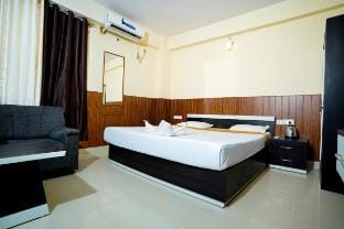 Studio Room Luxury Stay | Fully Furnished Apartment in Bengaluru