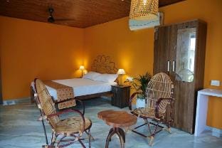 Kayaloram Retreat cottage in Kerala -4BR|Homeyhuts Vacation rental in Alappuzha