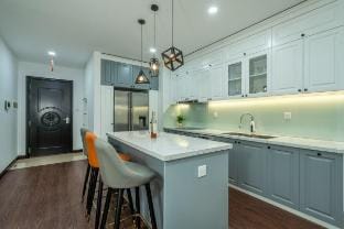 Chi's house-Vinhomes Royal-2Bedroom-Garden view Apartment in Hanoi