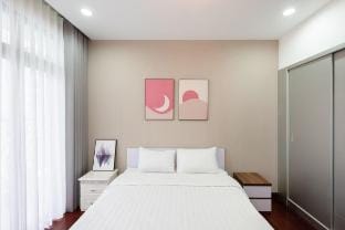 Chi’s House_Vinhomes Royal City_2BR_2BTHR_Poolview Vacation rental in Hanoi