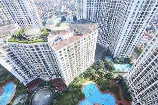Bright 2BR Royal City | Pool & Garden | Mega Mall Vacation rental in Hanoi