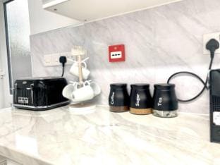 Large spacious rooms near city Centre Bed and Breakfast in Metropolitan Borough of Solihull